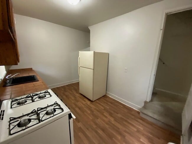 Photo - 5 Bedroom house harrisburg for rent 1,200 a month