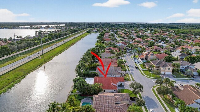 Photo - 18950 SW 16th St