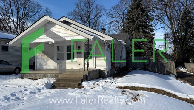 Building Photo - Belmont Bungalow!