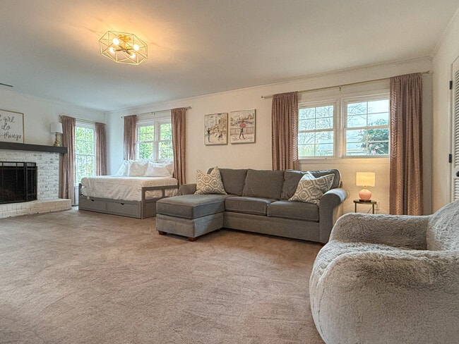 Photo - 7601 Bedfordshire Dr Unit ID1293793P