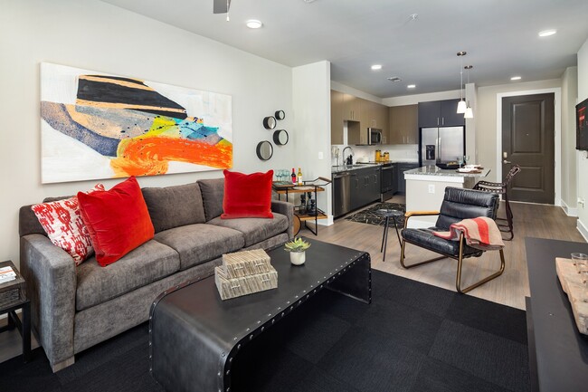 Building Photo - 915 Glenwood Apartments at Grant Park