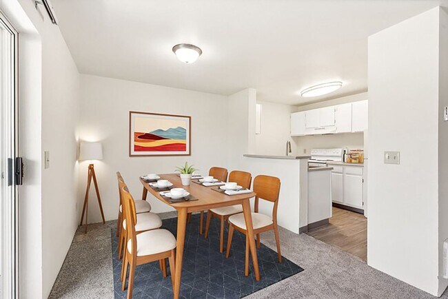 Photo - Wellington Place Apartments