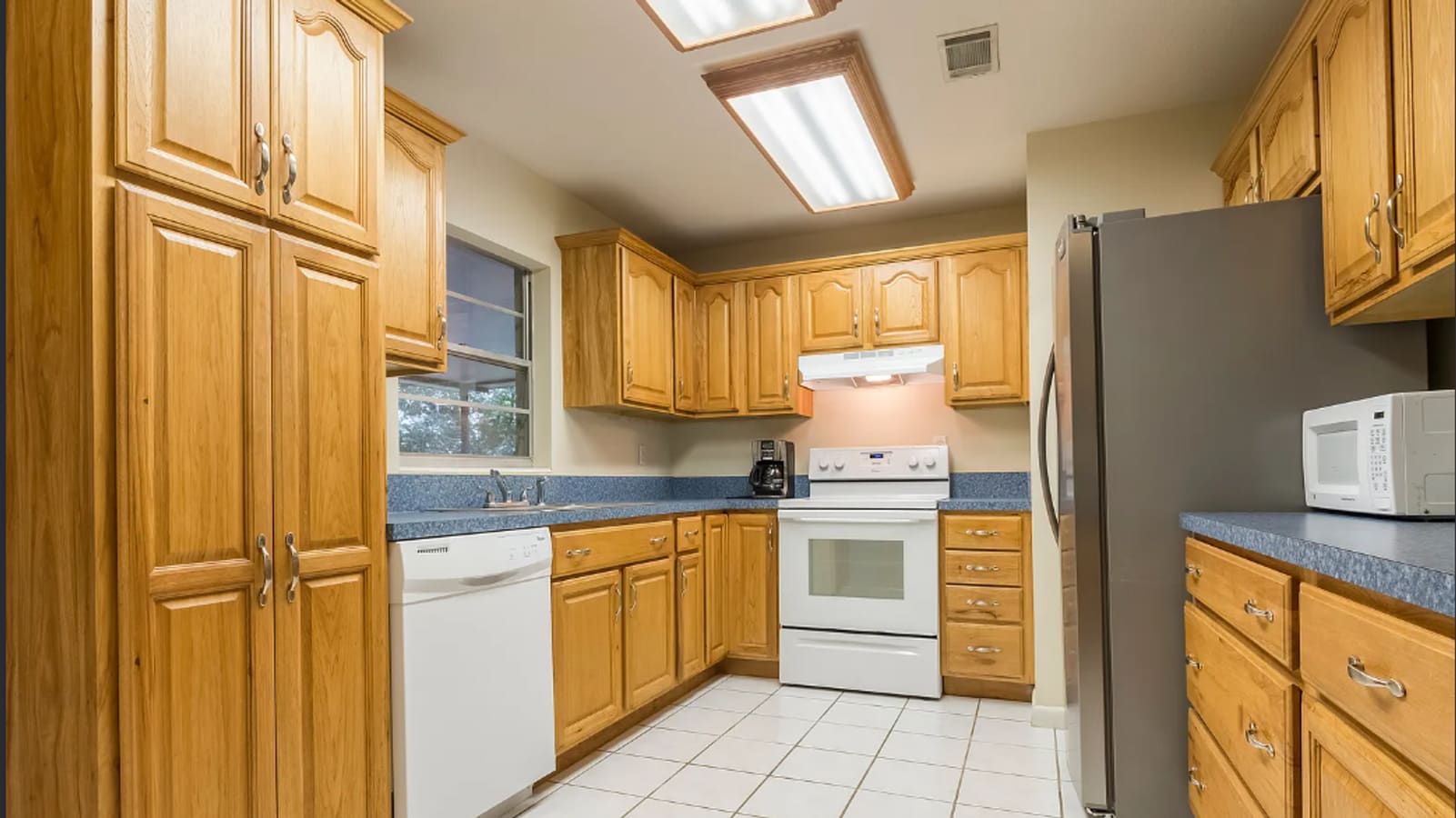 Photo - 3/2 Home in Northwood Ready for Move-In!