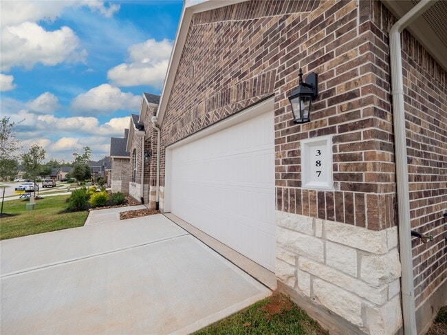 Photo - 387 Westlake Terrace Dr