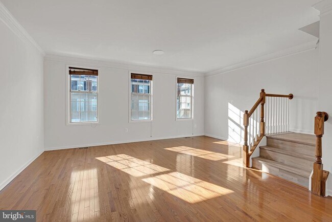 Photo - 22554 Cambridgeport Square