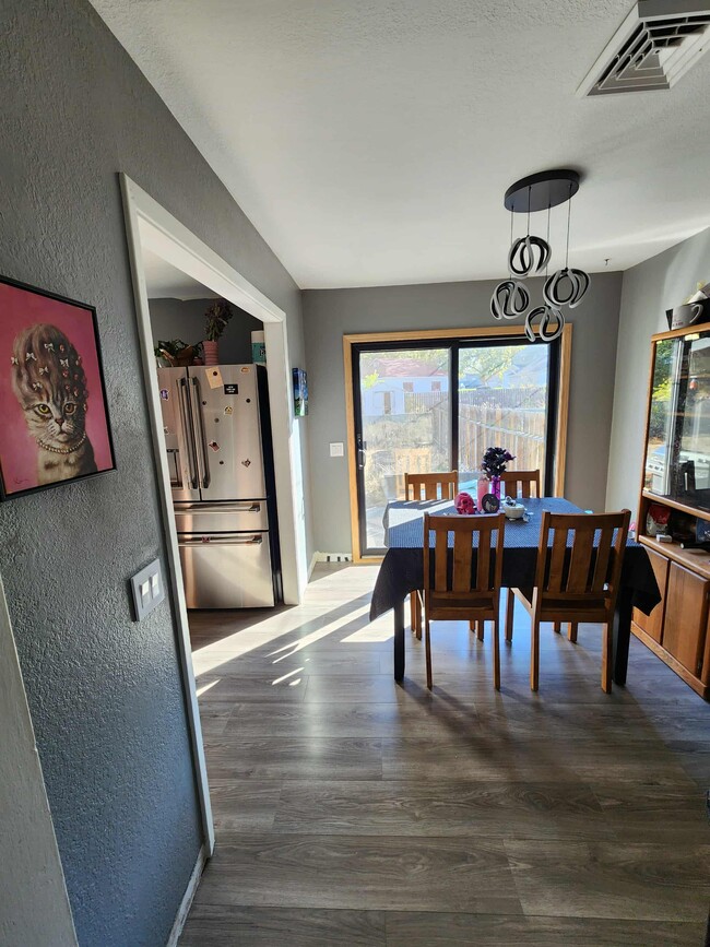 Photo - 510 Delafield Ave