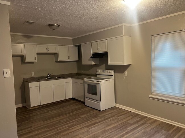 Photo - 62 Harvard Rd