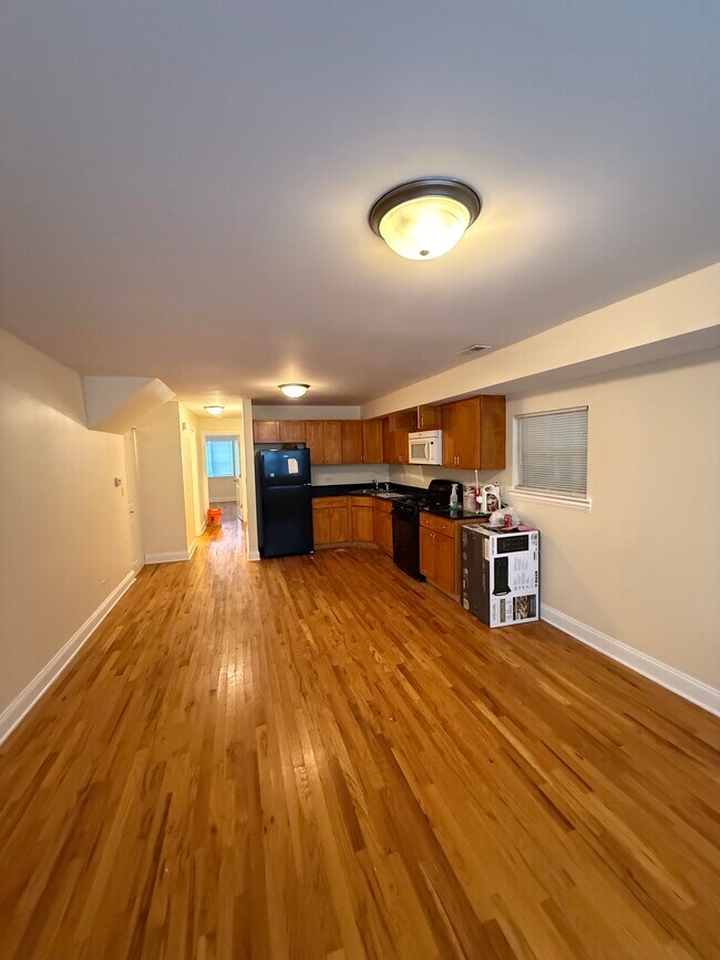 Photo - 4937 S Seeley Ave Unit 1