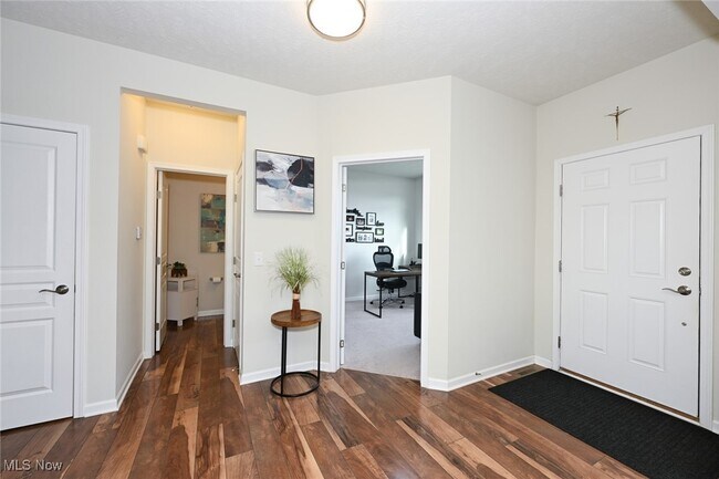 Photo - 4816 Lake View Dr