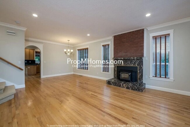 Photo - Gorgeous Three Bedroom Home in Centennial!