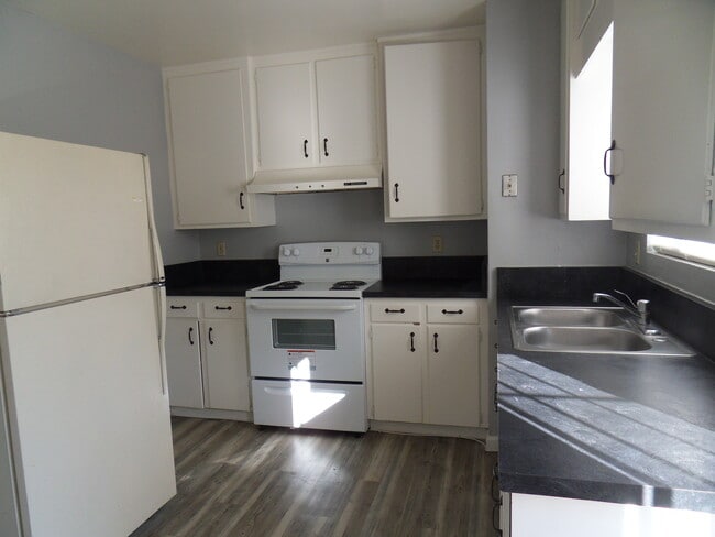 Building Photo - 157 Vera Cir