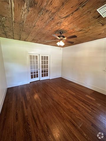 Building Photo - 113 S Crawford St Rental