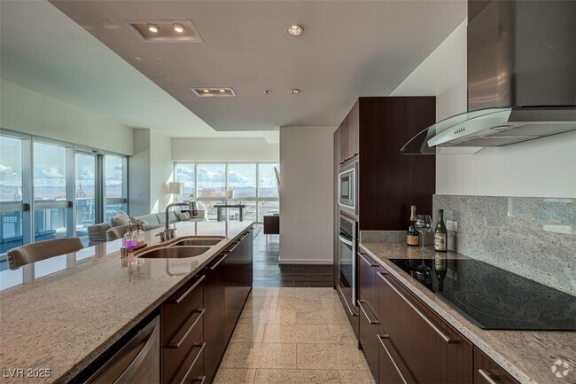 Building Photo - 4471 Dean Martin Dr Unit 4209 Rental