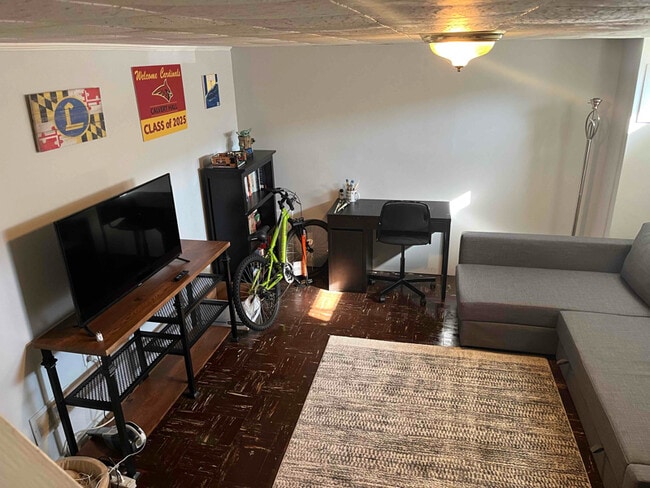 Photo - 1658 Thetford Rd