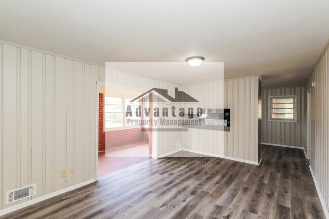 Photo - 6615 Cascade Palmetto Hwy