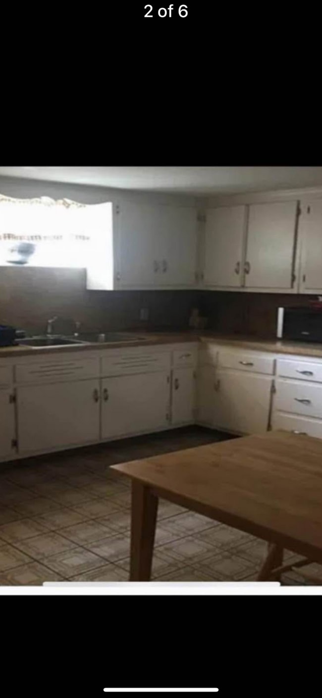 Photo - 283 Linwood Ave