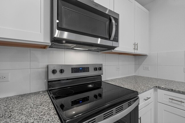 Building Photo - 30530 Wolfburn St