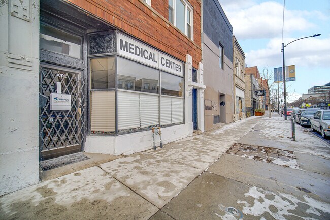 Photo - 1002 N Western Ave