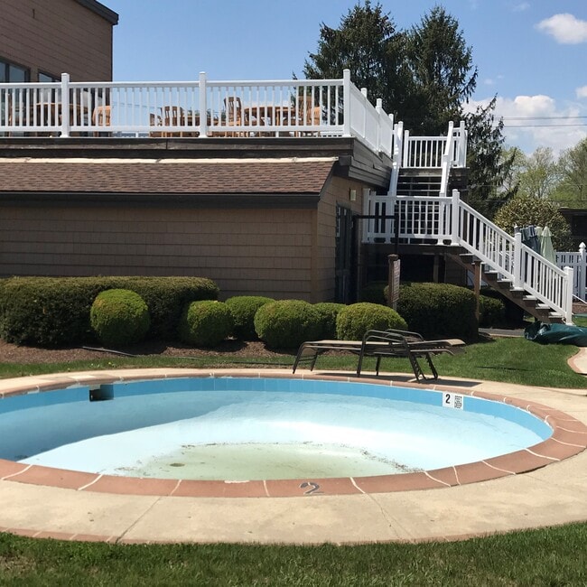 Photo - 77 Balance Rock Rd Unit 15