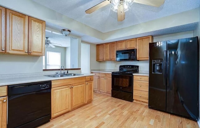 Photo - Countryshire Apartments