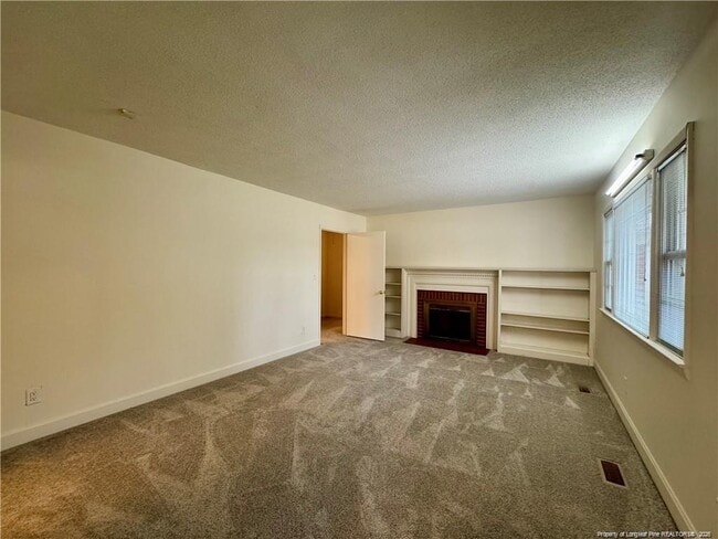 400 Harrill Cir
