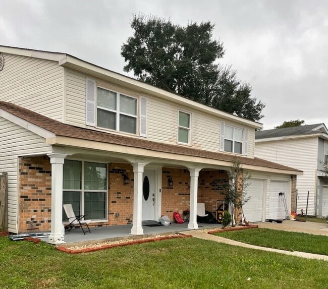 Photo - 4BR/2.5BA – Bright, Spacious & Move-In Ready