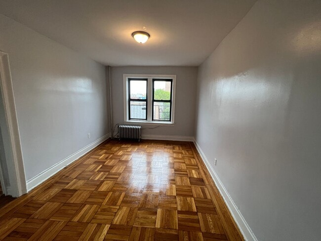 Hummingbird Heights 320