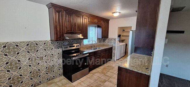 Photo - 460 N 1200 W