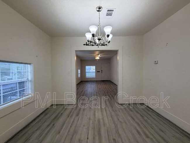 Photo - 3014 Rosalie St