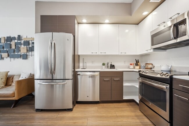 Building Photo - The View Ballston Rental