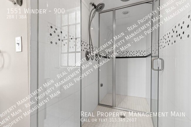 Photo - E&B Brewery’s Eastern Market 3-Story Priva... Unit 900