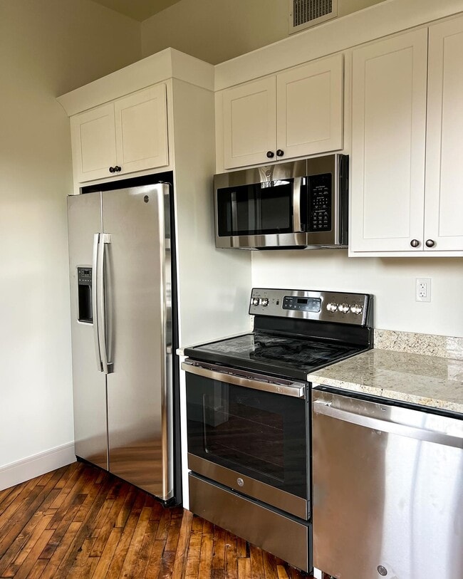 Photo - Maple lofts