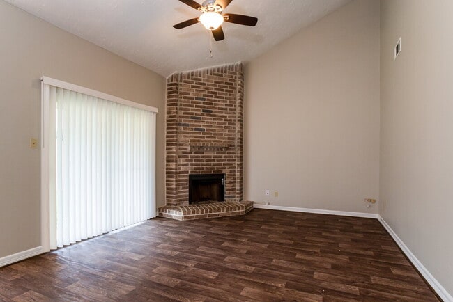 Photo - 15238 Bedford Glen Dr