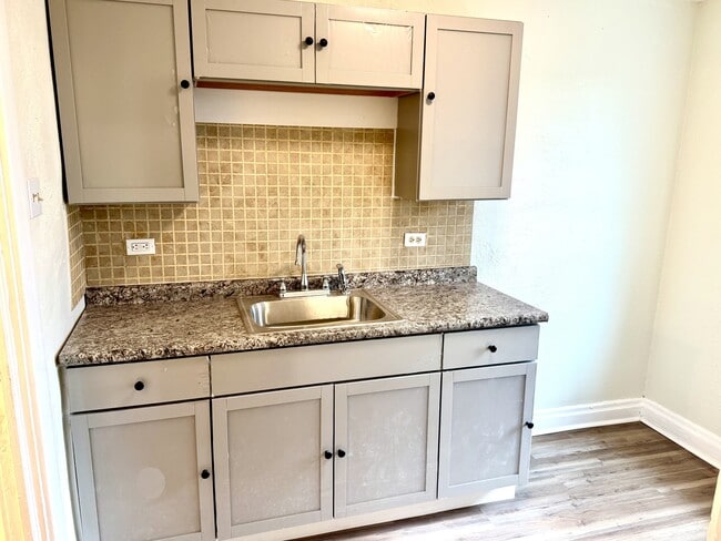 Photo - 714 Eureka St