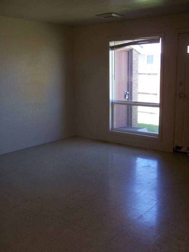Photo - 2405sw31 Unit 2405