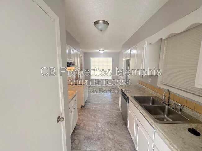 Photo - 4316 Springwind Rd