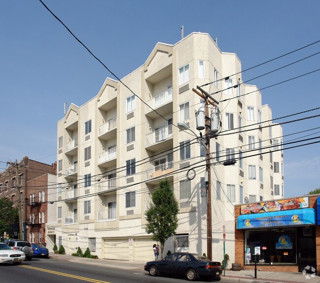 Photo - 320 Anderson Ave