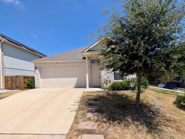 Building Photo - 824 Falkland Trace