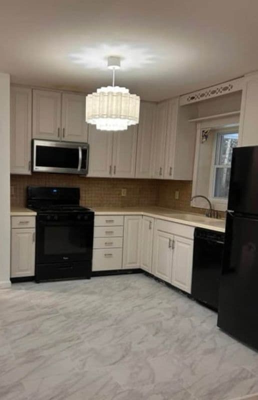 Photo - 823 Bowman Rd