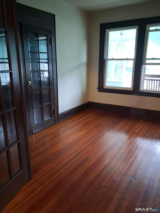 Photo - 73 Morehouse St Unit 2nd Floor