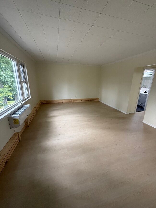 1398 Sleepy Hollow Rd Unit 3