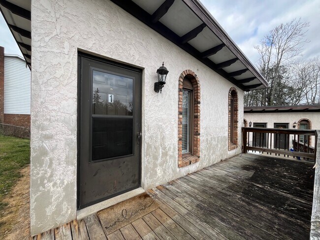 Photo - 1171 Emerald Rd