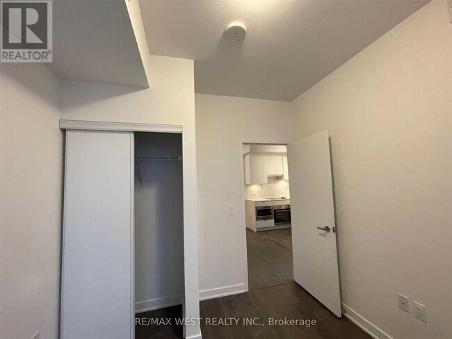 Photo - 195 Redpath Ave Unit 2912