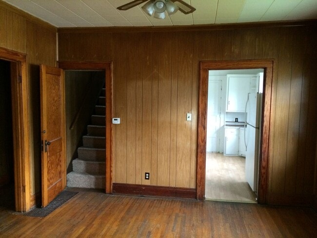 Photo - 408 Newell St