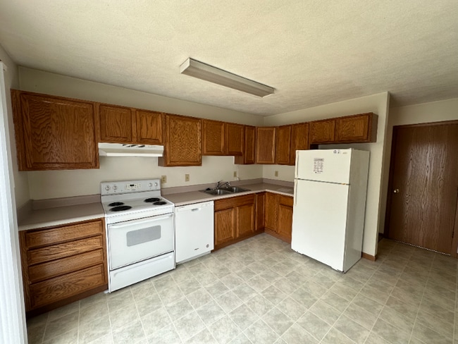 Photo - 219b-219 Robb Ave Unit 215 B