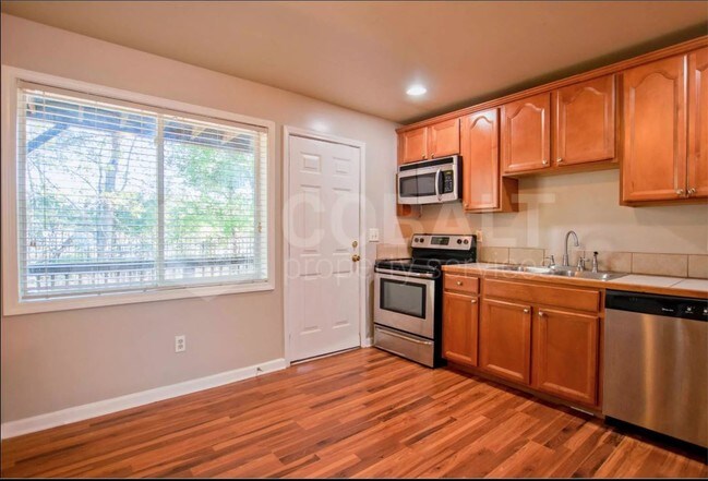 Photo - The Enclave at Riverside Village