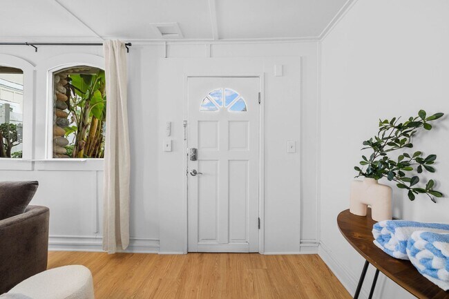 Photo - 344 Bonair St Unit BONAIR344 1/2