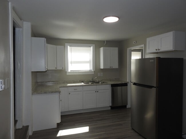 Photo - 121 Canal Ave