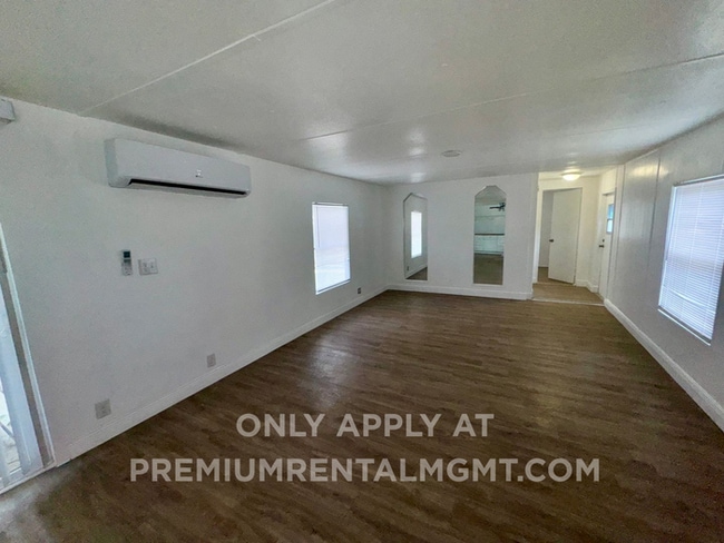 Photo - 1145 S Christiana Ave