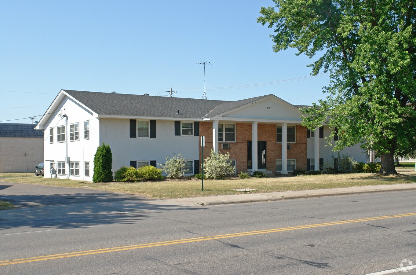 School Place Apartments - School Place Apartments